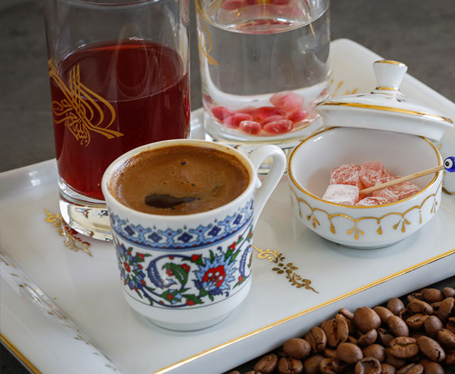 Geleneksel Türk Kahvesi